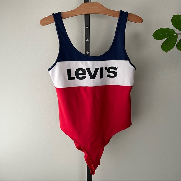 Levi’s Bodysuit One Piece Red Blue White Size Medium - Picture 6 of 7